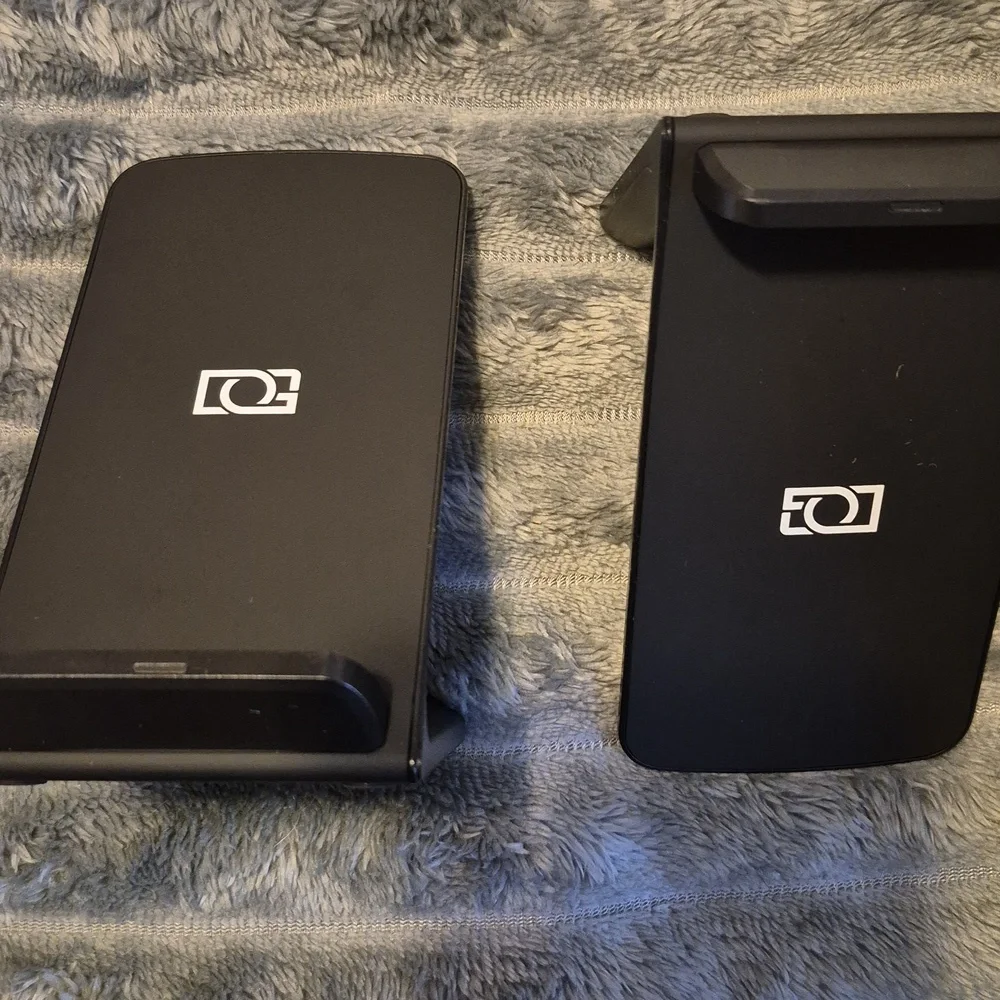 2 New DG Fast Wireless Charging Stand